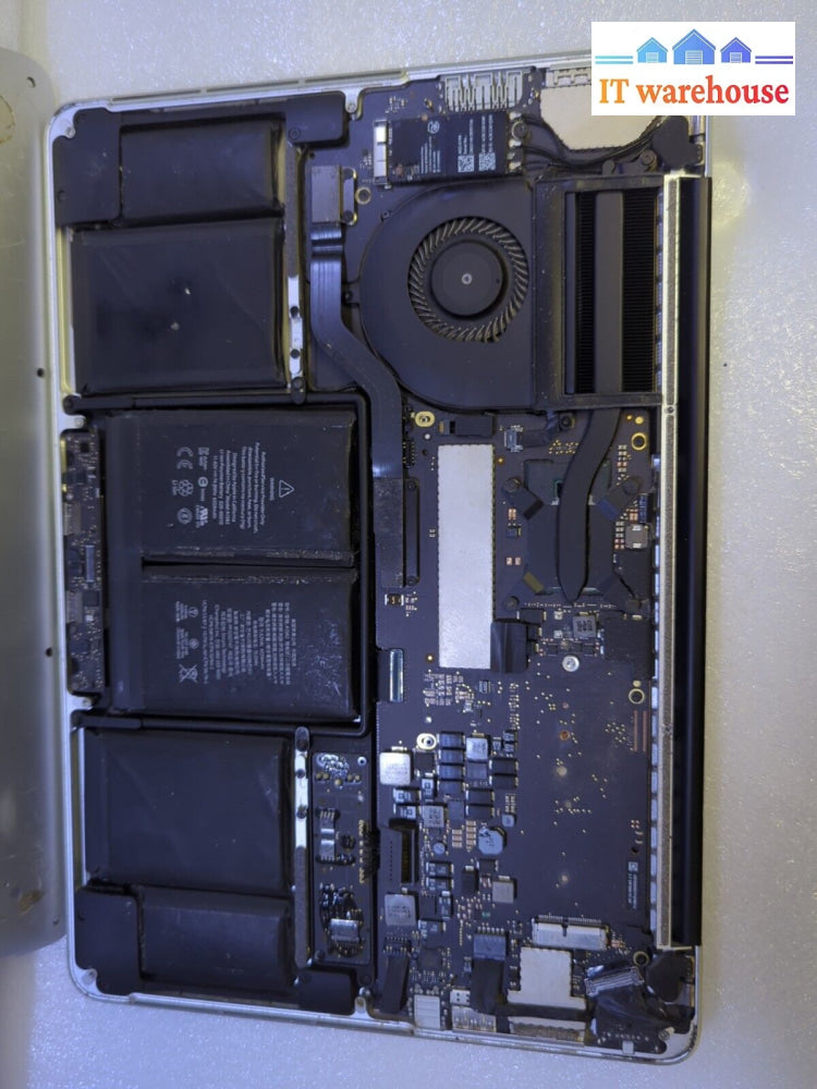 Apple 13’’ MacBook Pro A1502 2015 Core i5-5257U 2.7GHz (No SSD FOR PARTS)