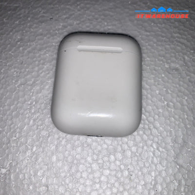 Apple AirPods 2nd Generation Wireless Ear Buds