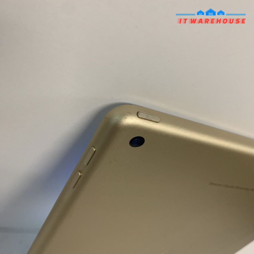 Apple iPad 5TH Gen 5 128GB (cracked Please Read carefully)