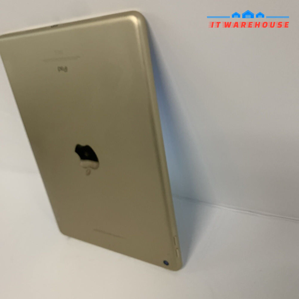 Apple iPad 5TH Gen 5 128GB (cracked Please Read carefully)