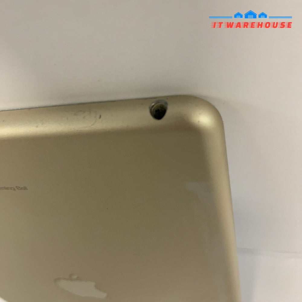 Apple iPad 5TH Gen 5 128GB (cracked Please Read carefully)