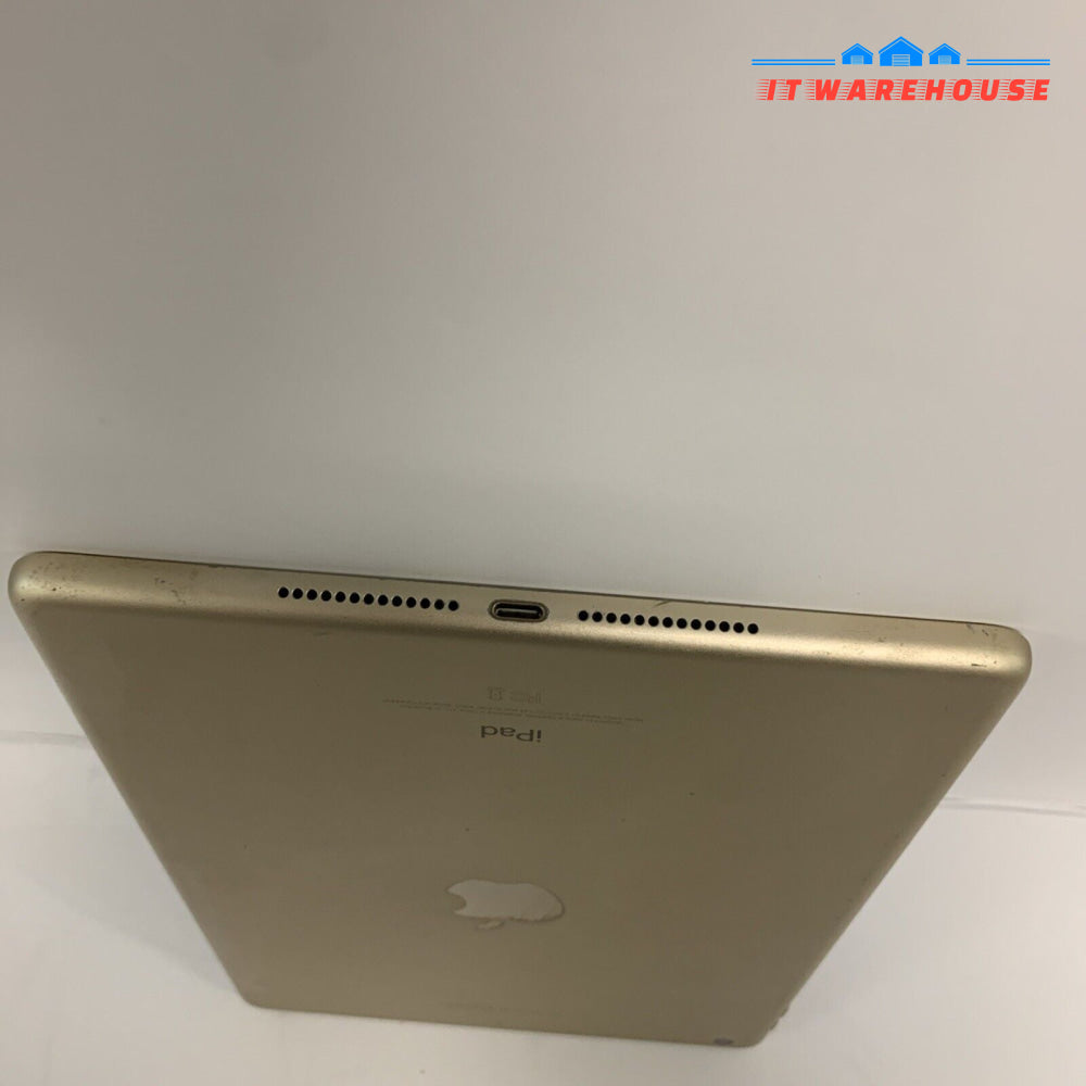 Apple iPad 5TH Gen 5 128GB (cracked Please Read carefully)