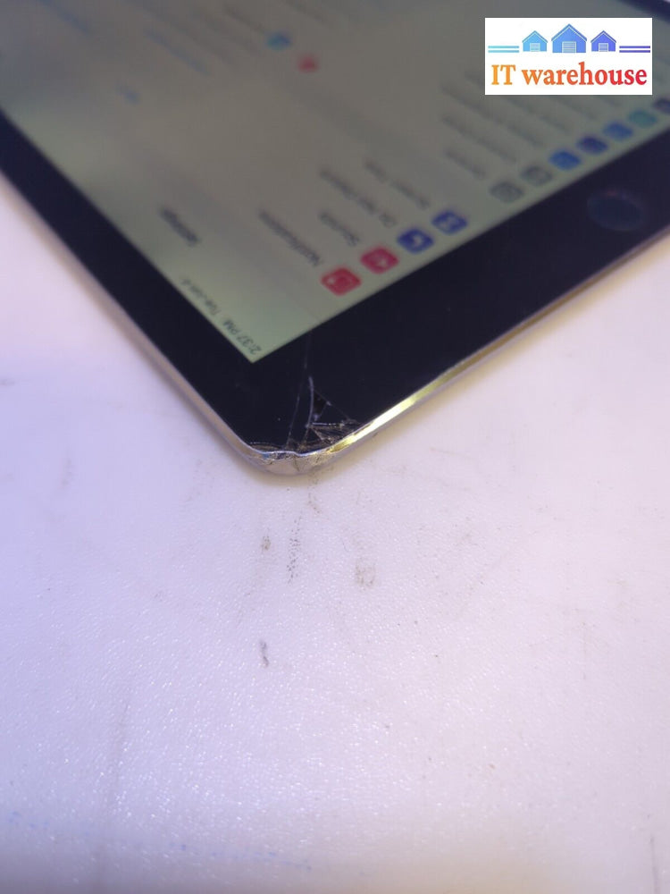Apple Ipad Air 2 A1566 64Gb Wi-Fi - Cracked Screen/Lcd/Dents Still Works