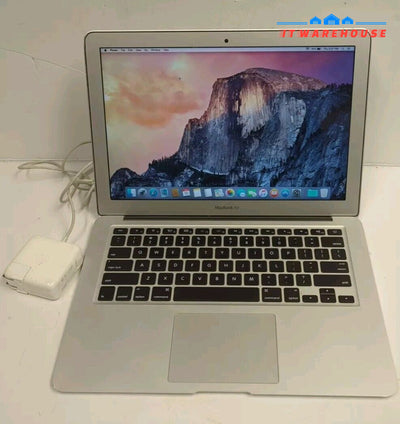 Apple MacBook Air A1466 2015 13.3’’ Intel i5-5250U/4GB DDR3/256GB SSD /OS 10.10