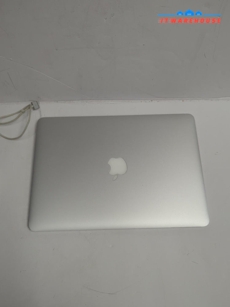 Apple MacBook Air A1466 2015 13.3’’ Intel i5-5250U/4GB DDR3/256GB SSD /OS 10.10