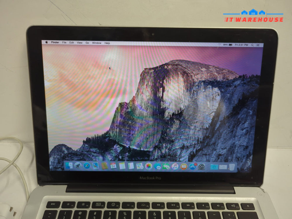 Apple MacBook Pro 13” A1278 Mid 2010/C2D 2.4GHz CPU/4GB/250GB HDD/10.10 (READ)
