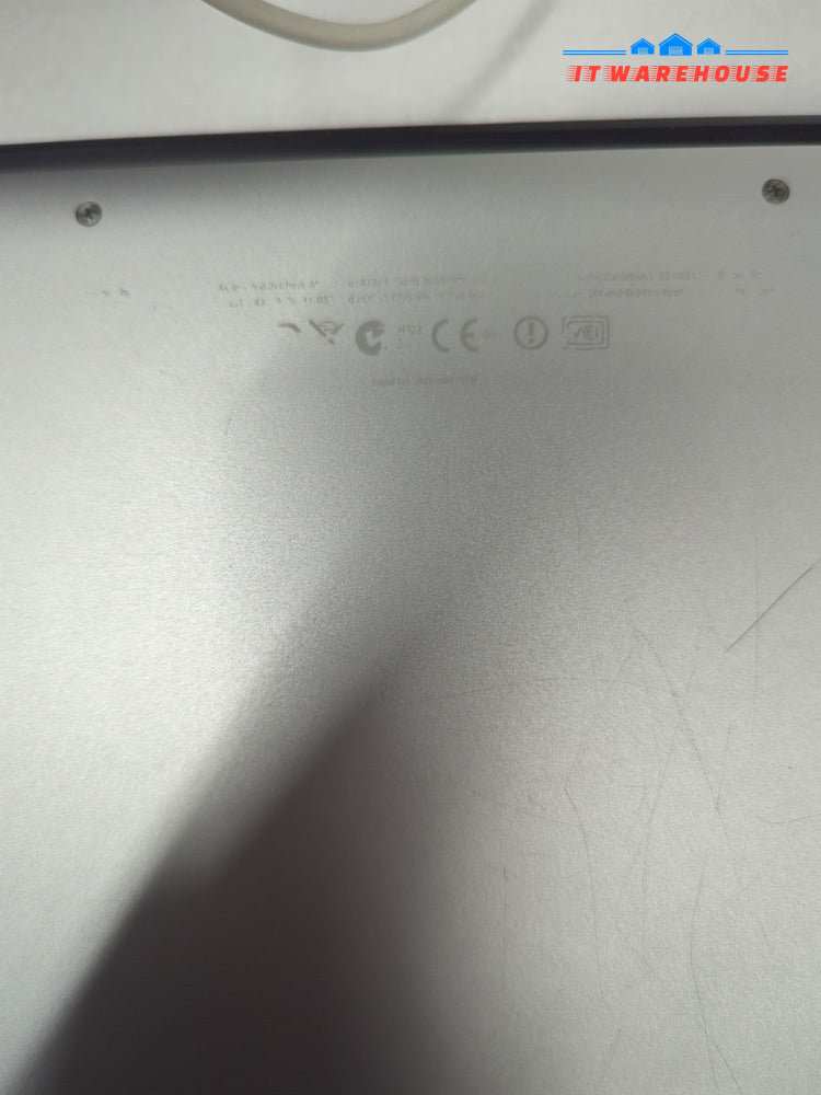 Apple MacBook Pro 13” A1278 Mid 2010 /C2D P8600 2.4GHz/4GB RAM/250GB HDD/10.10