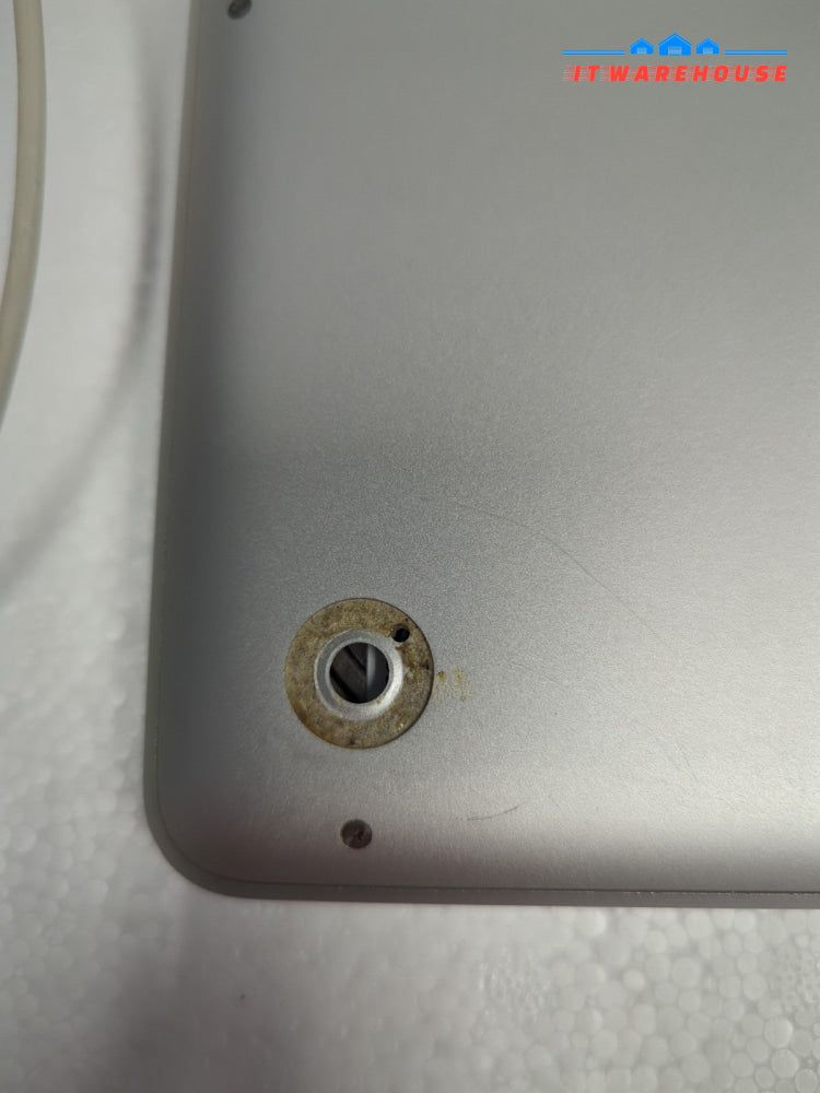 Apple MacBook Pro 13” A1278 Mid 2010 /C2D P8600 2.4GHz/4GB RAM/250GB HDD/10.10