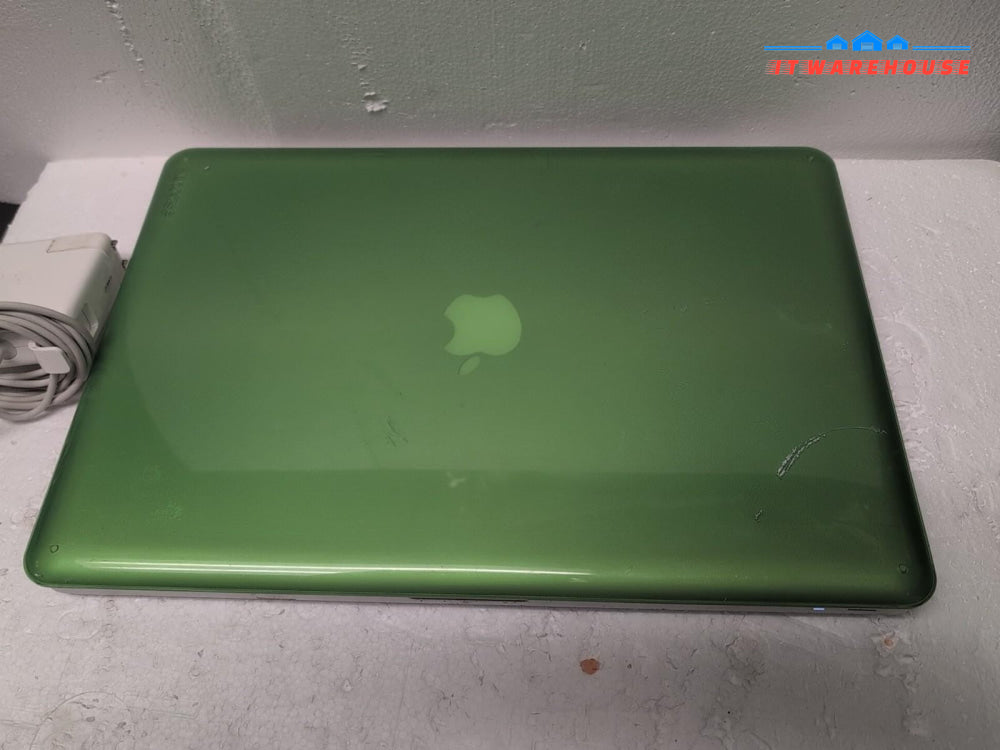 Apple Macbook Pro 15" A1286 2008 C2D-2.8GHz CPU/4GB RAM/500GB HDD/10.10 -