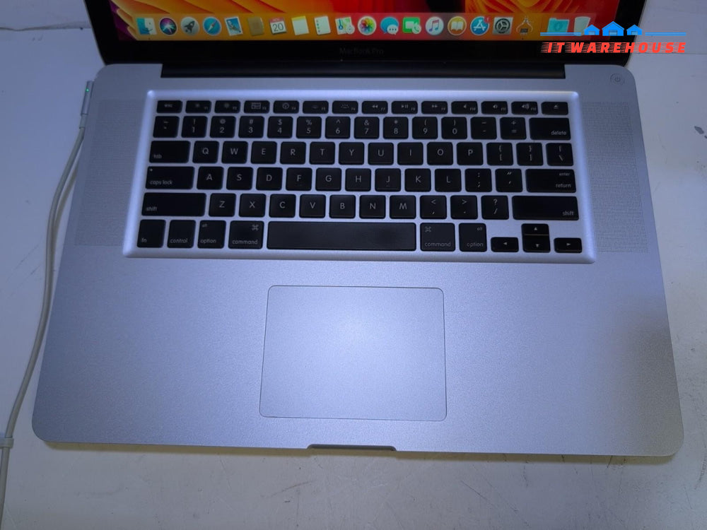 Apple Macbook Pro 15" A1286 2011/ i7 - 2.0GHz/4GB /500GB HDD/10.13 (READ) -