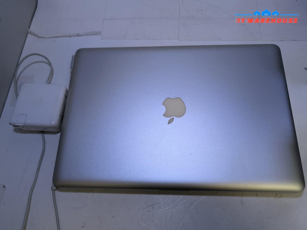 Apple Macbook Pro 15" A1286 2011/ i7 - 2.0GHz/4GB /500GB HDD/10.13 (READ) -