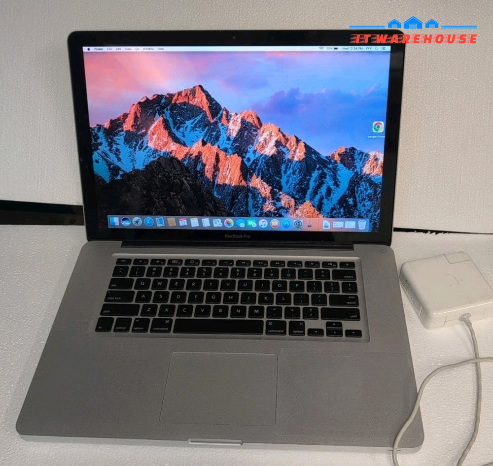 Apple Macbook Pro 15" A1286 Mid 2010/ i7 - 2.66GHz/4GB /128GB SSD (READ,AS IS) -