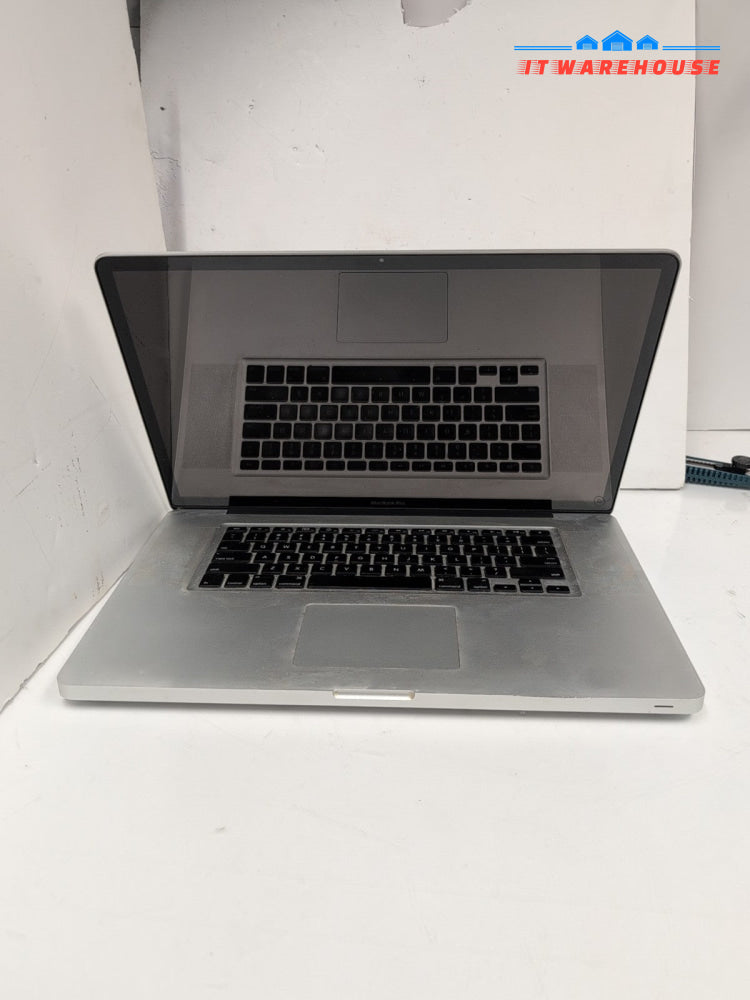 (AS IS) Apple MacBook Pro 2010 17" A1297 ( NO POWER,NO HDD )  -