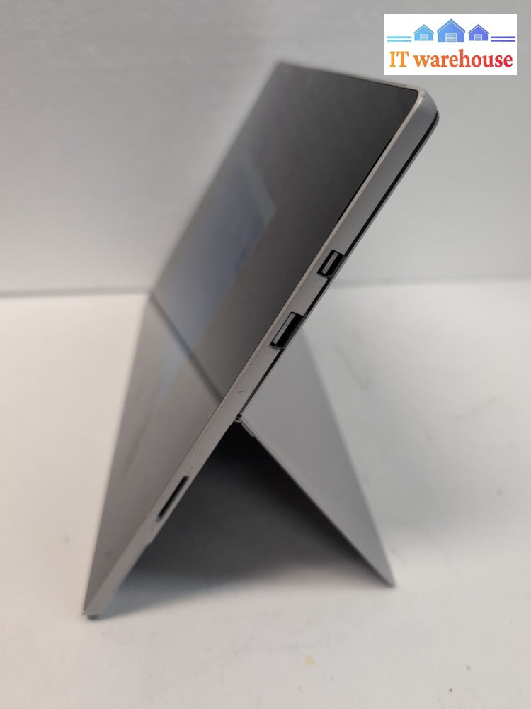 (AS IS) Microsoft Surface Pro 1796 12.3” (SSD and Touch Screen issues) -