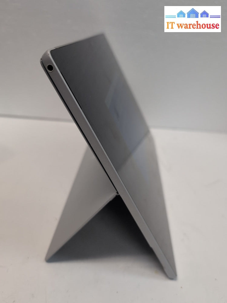 (AS IS) Microsoft Surface Pro 1796 12.3” (SSD and Touch Screen issues) -