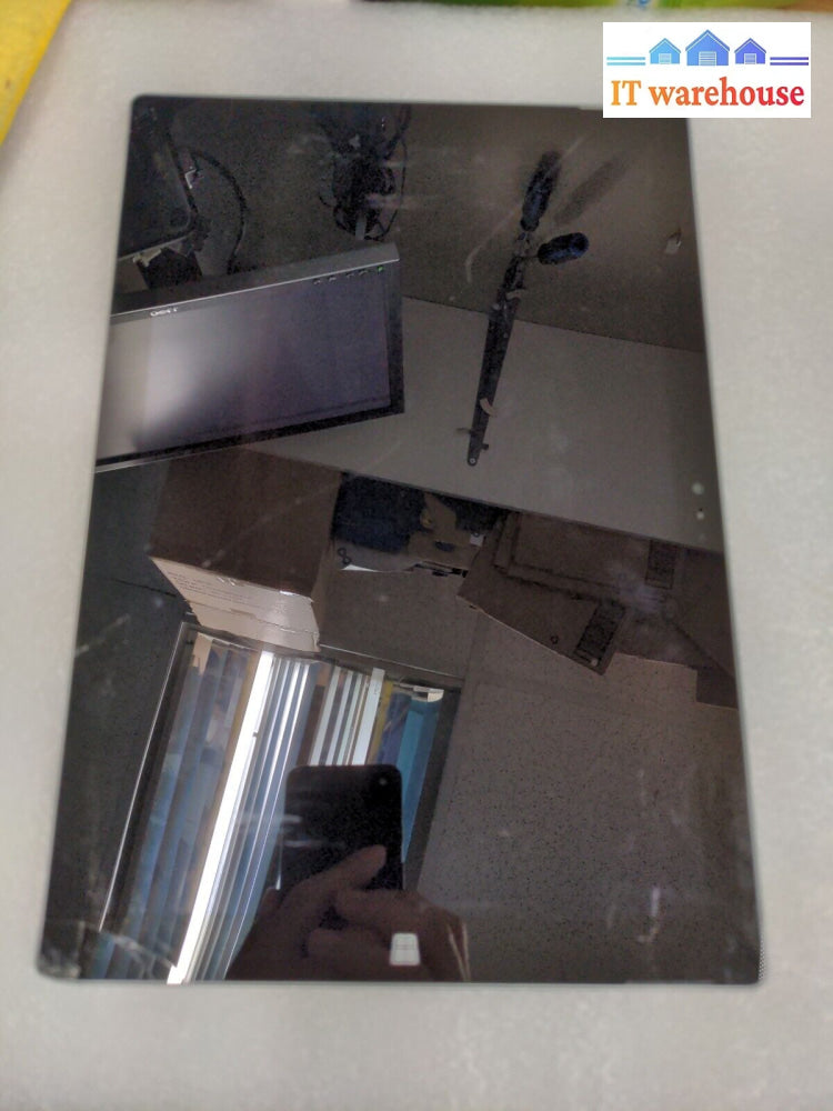 - (As Is) Surface Pro 3 1631 I5-4300U /4Gb/128Gb Ssd Win8(Lcd Cracked/No Touch)