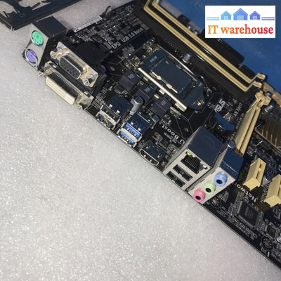 ASUS B85M-G Socket LGA1150 DDR3 Micro ATX Motherboard With I/O Shield /i3-4330