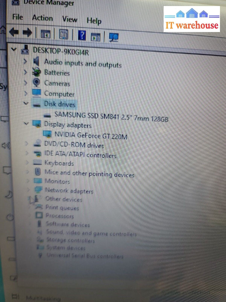 - ASUS K61IC 15.6" LAPTOP W/c2D P8700 CPU/4GB RAM/128GB SSD/WIN10 (BAT DEAD)