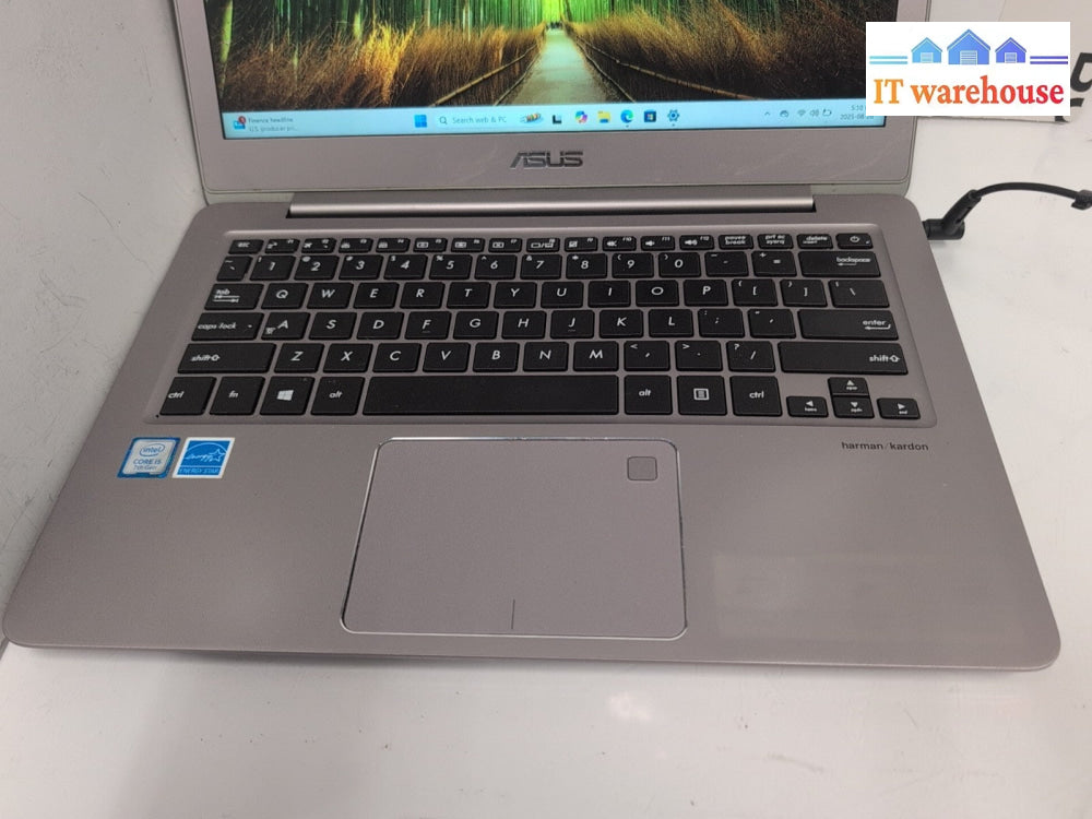 Asus UX330U 13'' Laptop i5-7200U CPU/8GB RAM /256GB SSD /WIN 11 (Battery Dead) -
