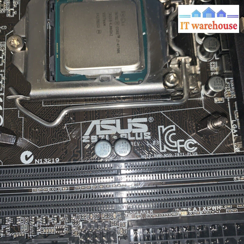 ASUS Z971 Plus Motherboard no CPU