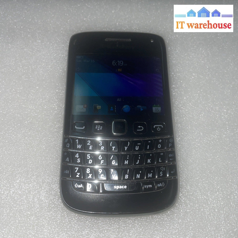 BLACKBERRY BOLD 9790 8G cell phone (carrier: SaskTel)