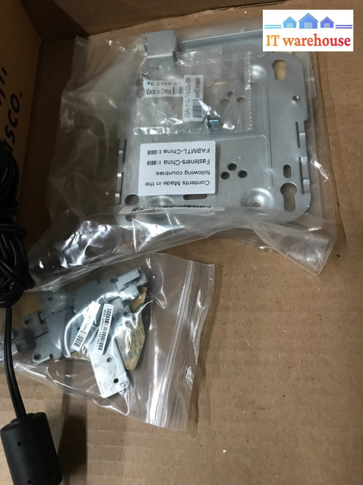 Cisco AIR-CAP36021 dual band access point w/ AIR-RM30000M Wireless module