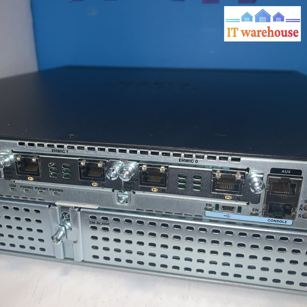CISCO INTEGRATED SERVICE ROUTER CISCO2951/K9 V06 (2x Cisco VWIC3-2MFT-T1/E1)