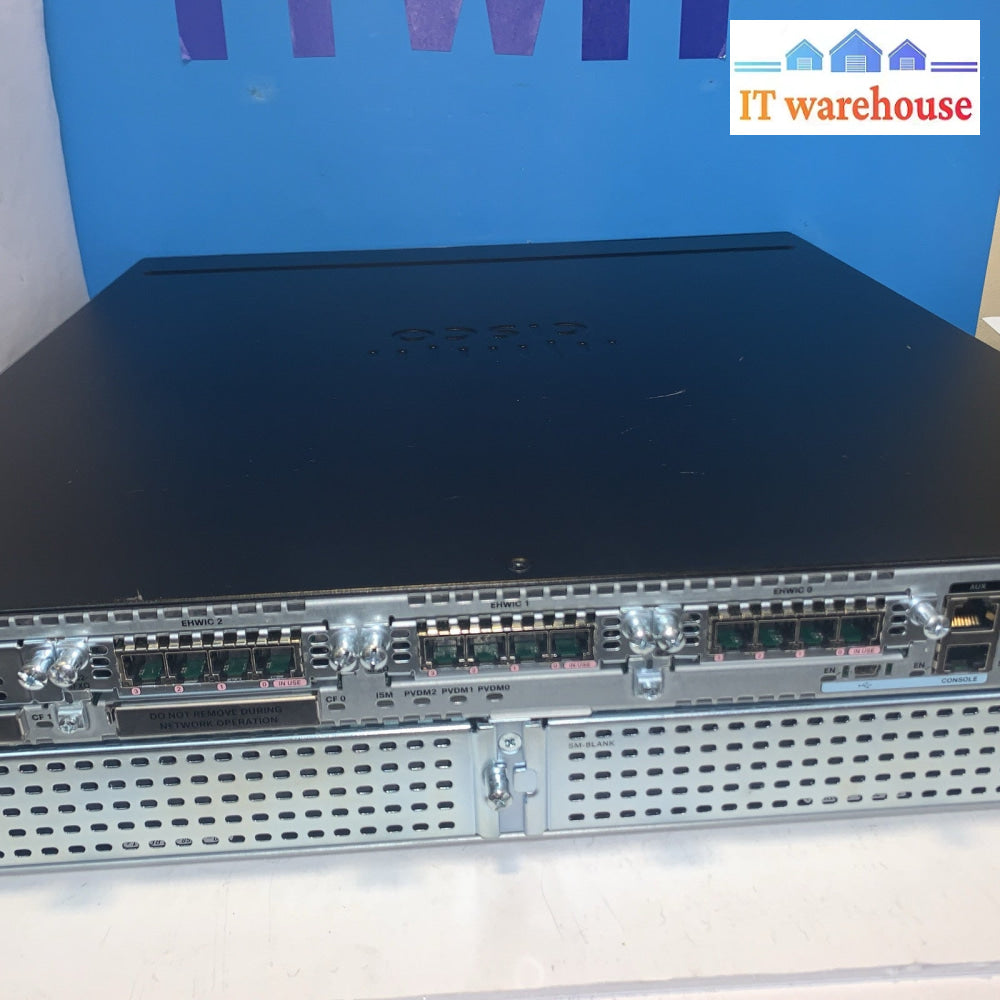 CISCO INTEGRATED SERVICE ROUTER CISCO2951/K9 V06 (3x Cisco VIC2-4FX0)