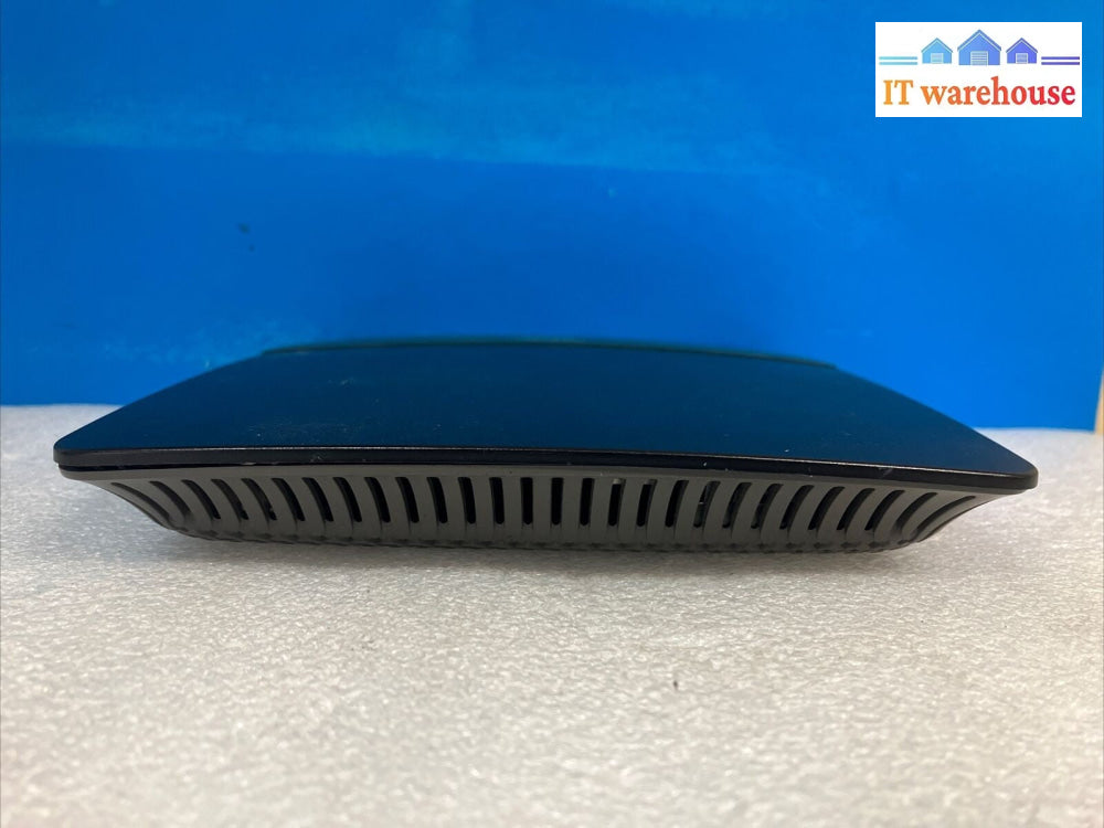 Cisco Linksys EA2700 Dual Band 4-Port Gigabit Wireless Router With Adapter ~