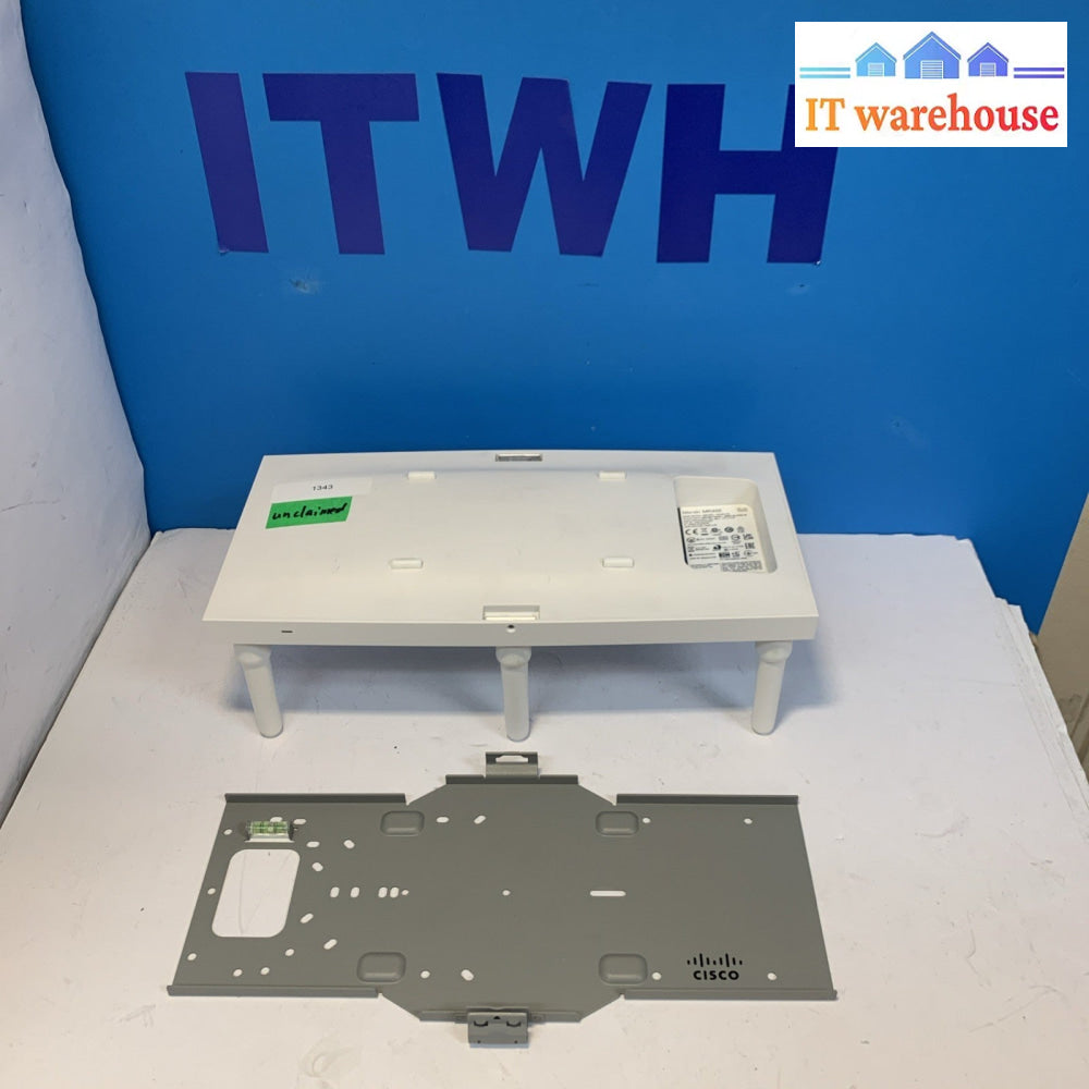 Cisco Meraki MR46E-HW Wi-Fi Access Points with antennas /mounts (Unclaimed)