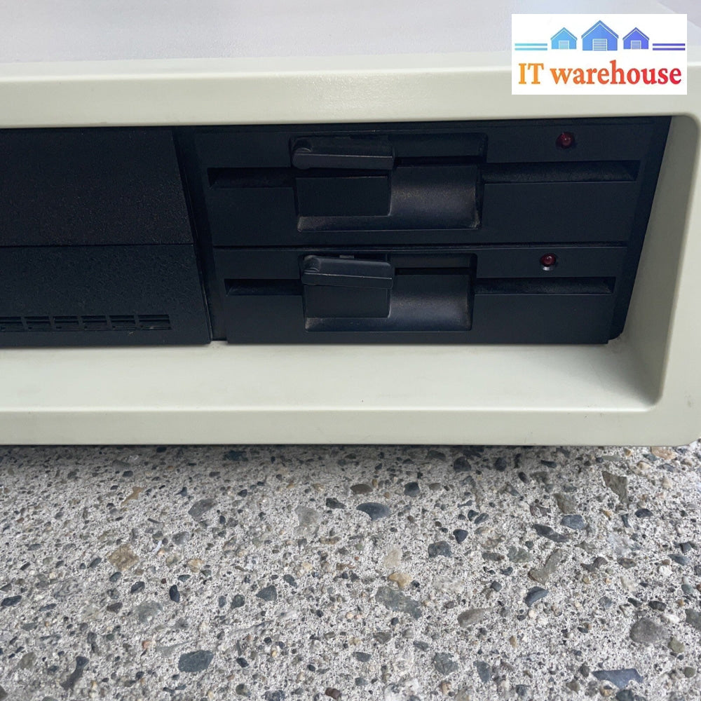 Classical Vintage Broadway Computer PC (8086?)