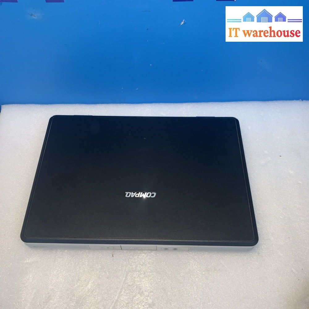 Compaq Predation V2000 AMD Septum 3100+ 1.8GHZ 2GB 40GB Windows XP SP3 Laptop