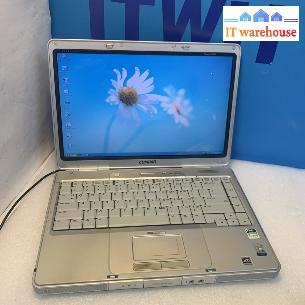 Compaq Predation V2000 AMD Septum 3100+ 1.8GHZ 2GB 40GB Windows XP SP3 Laptop