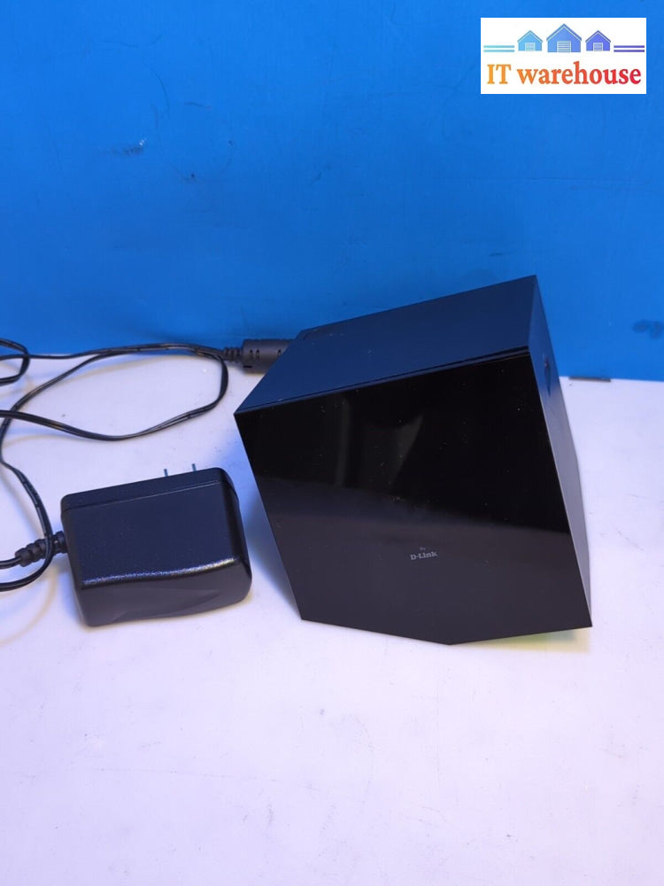 D-LINK BOXEE DSM-380 Media Box  With AC Adapter (No Remote) Tested -