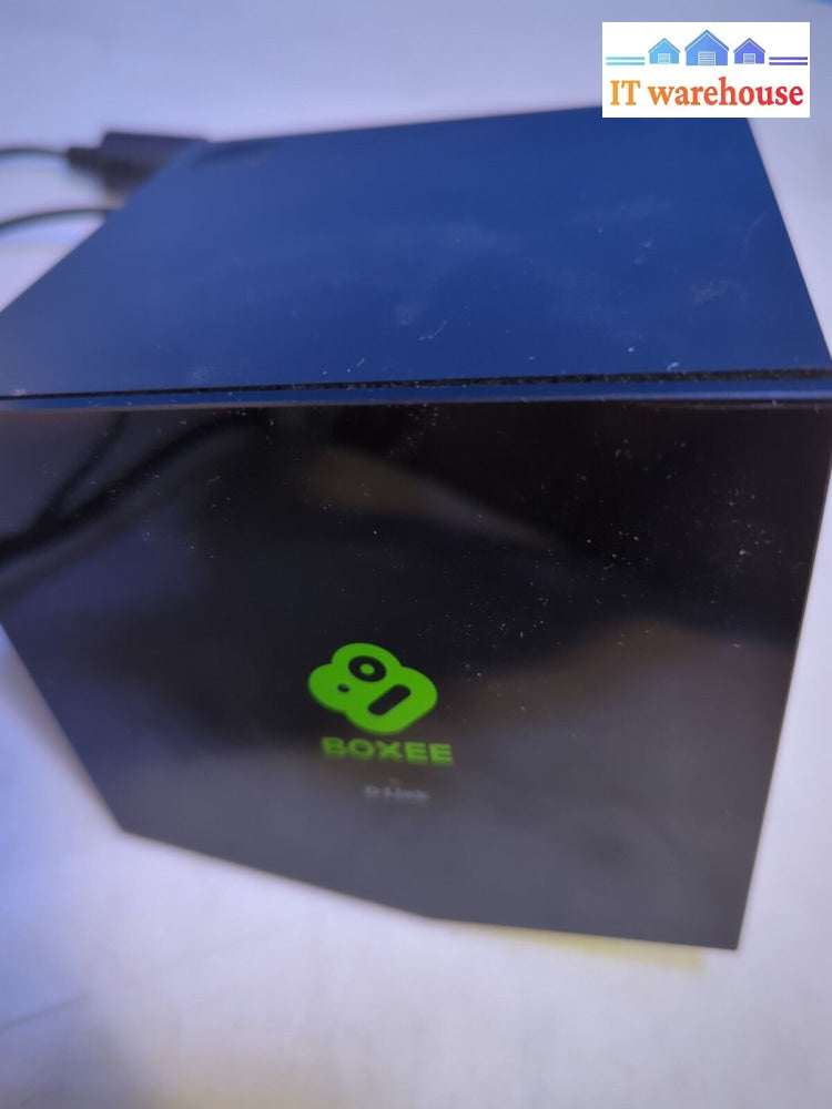 D-LINK BOXEE DSM-380 Media Box  With AC Adapter (No Remote) Tested -