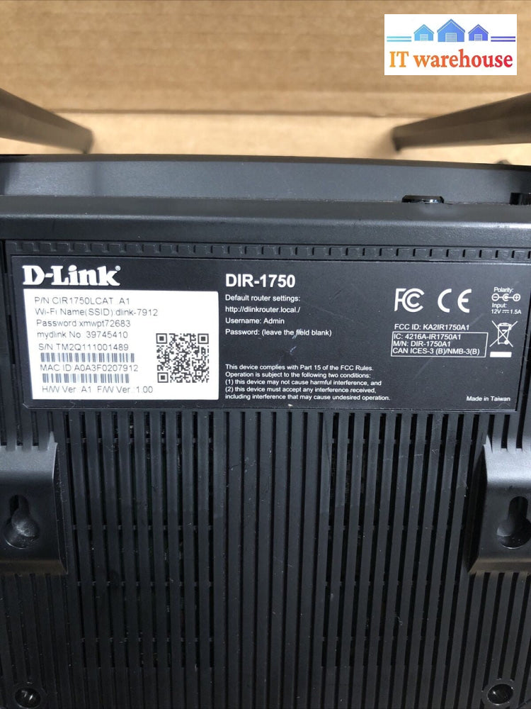 +D-Link DIR-1750 Smart WiFi Router