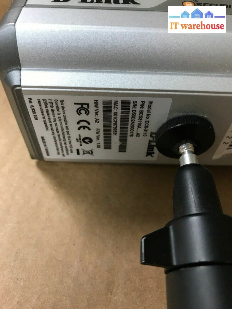 D-Link SecuriCam network DCS-3110 Camera w/ 4.5-10mm f1.6 +stand. .