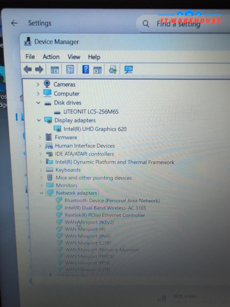 Dell Inspiron 15 5570 15.6" Laptop i5-8250U /12GB RAM/256GB SSD /Win 11 (READ) -