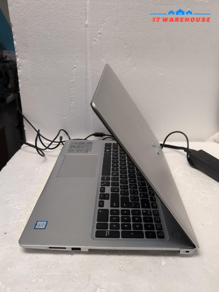 Dell Inspiron 15 5570 15.6" Laptop i5-8250U /12GB RAM/256GB SSD /Win 11 (READ) -