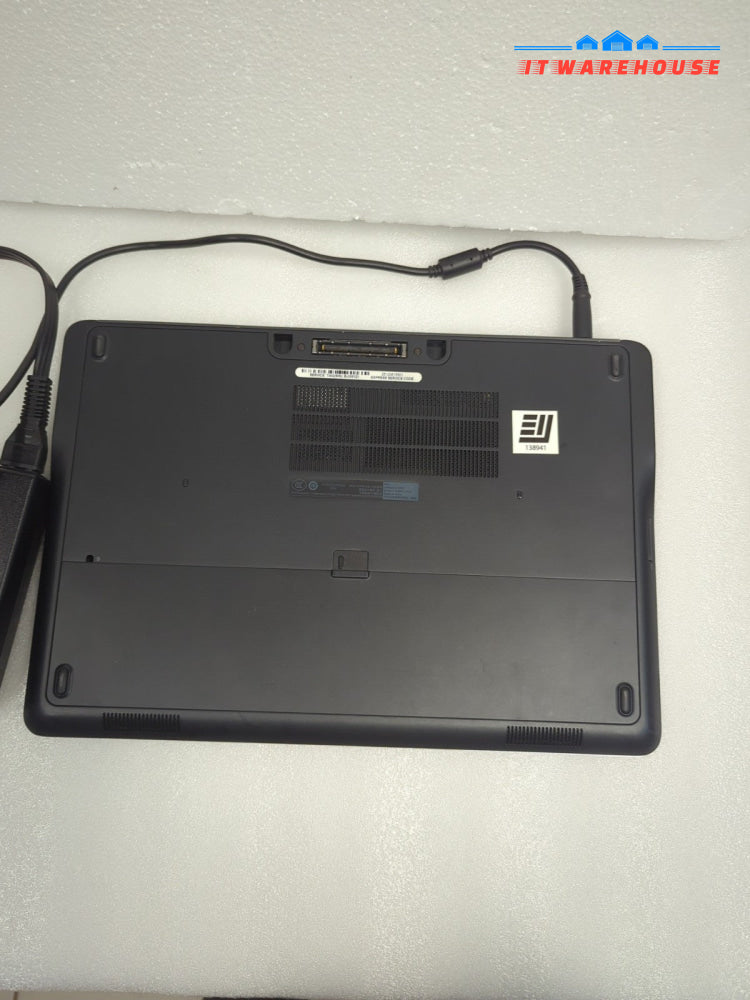Dell Latitude 14’’ E7440 Laptop Core i5-4300U/8GB RAM /256GB SSD/ Win 10 (Read)