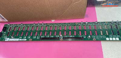 Dell Poweredge C6220 2.5" Small SFF Hard Drive Backplane Board D97YM 0D97YM