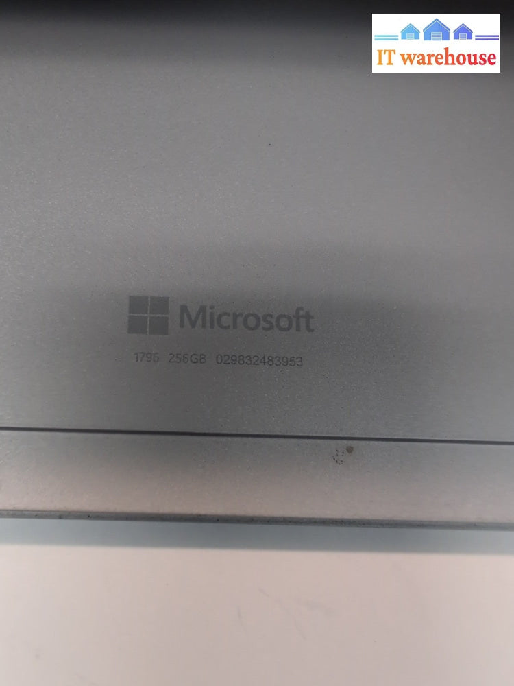 (For Parts) 5x Microsoft Surface Pro (4x 1724 128GB,  1x 1976 256GB) NO Boot -