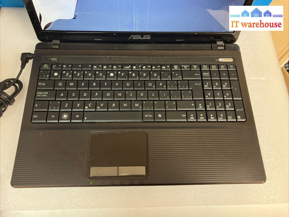 ~ (For Parts) Acer X53U 15.6" Laptop W/ AMD C-60 1GHz APU 2GB RAM No Disk (READ)
