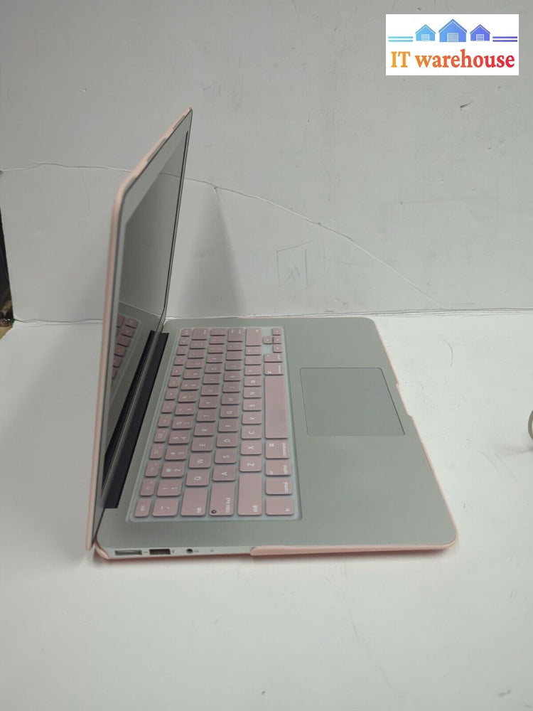 (FOR PARTS)  Apple MacBook Air A1466 13.3" Intel i5 1.8GHz/4GB DDR3/OS 10.8-