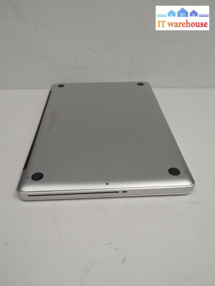 (FOR PARTS) Apple MacBook Pro A1286 2011 i7-2635QM (NO RAM NO HDD,NO AC)