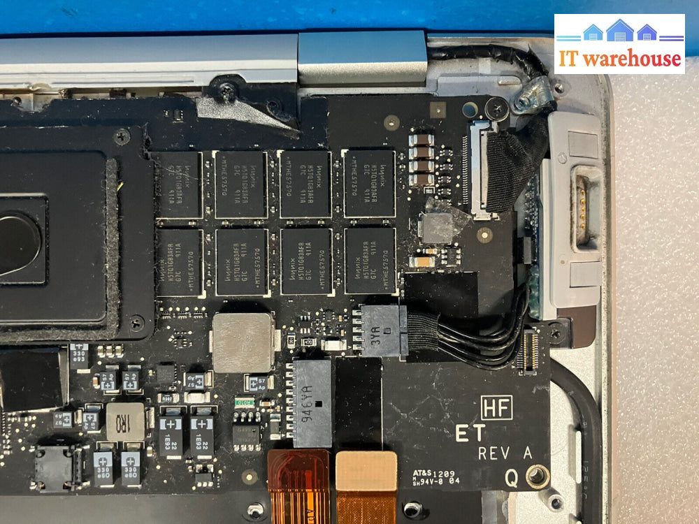 ~ (For Parts As Is) Apple Macbook Air A1304 2009 Laptop No Disk (Read)