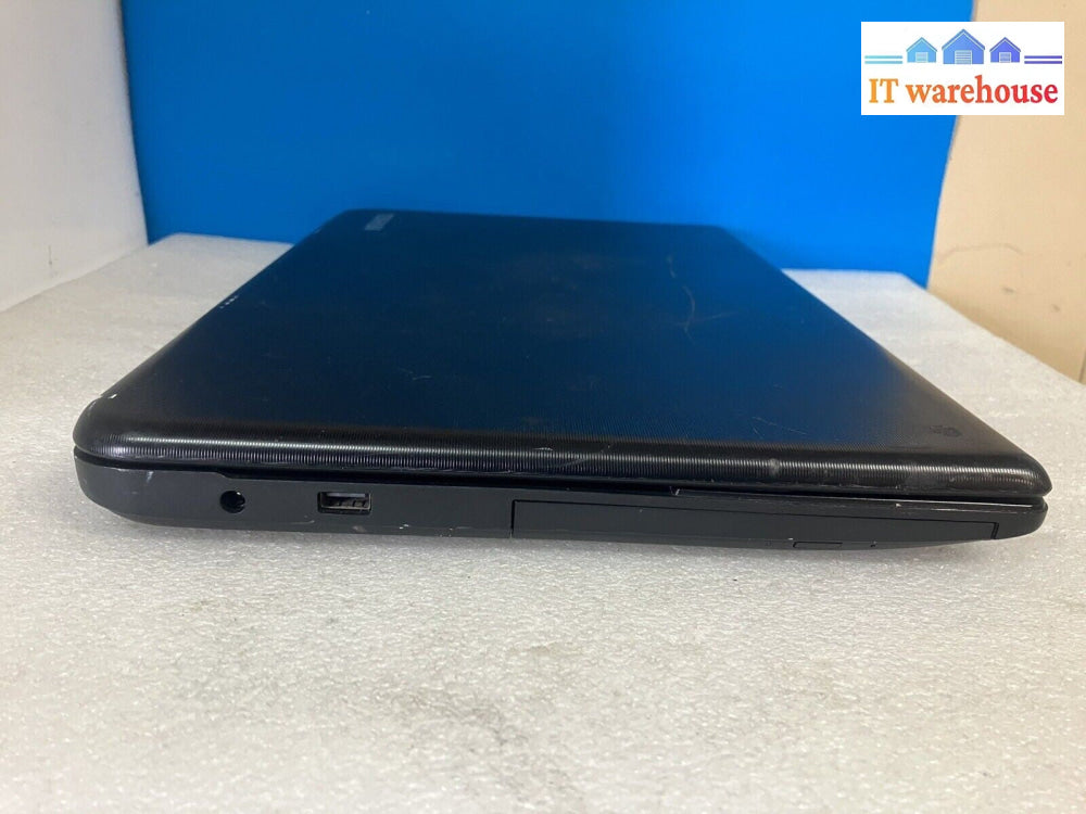 ~(For Parts) Toshiba Satellite C70D 17.3" Laptop AMD A4-5000 No Disk (Bad Screen