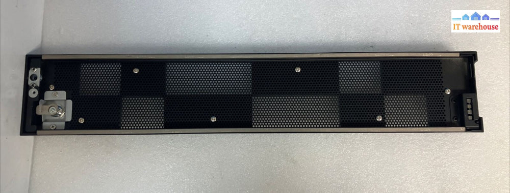 Front cover for Hitachi Virtual Storage Platform G200