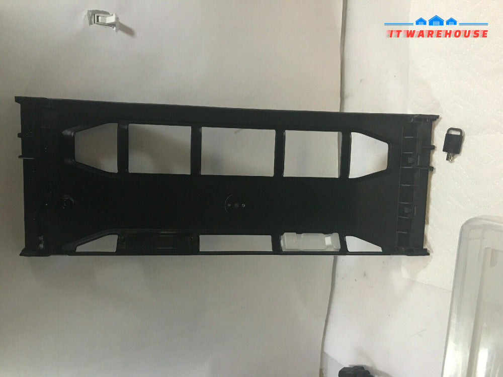 Front cover w/ key for Dell EqualLogic PS6100 24-Bay Storage Array