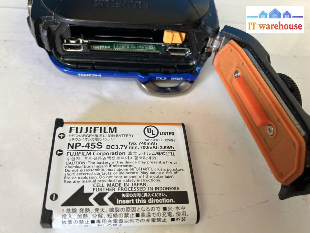 Fujifilm Finepix Xp70 16.4 Mp Shock Proof Wi-Fi Digital Camera With Battery ~